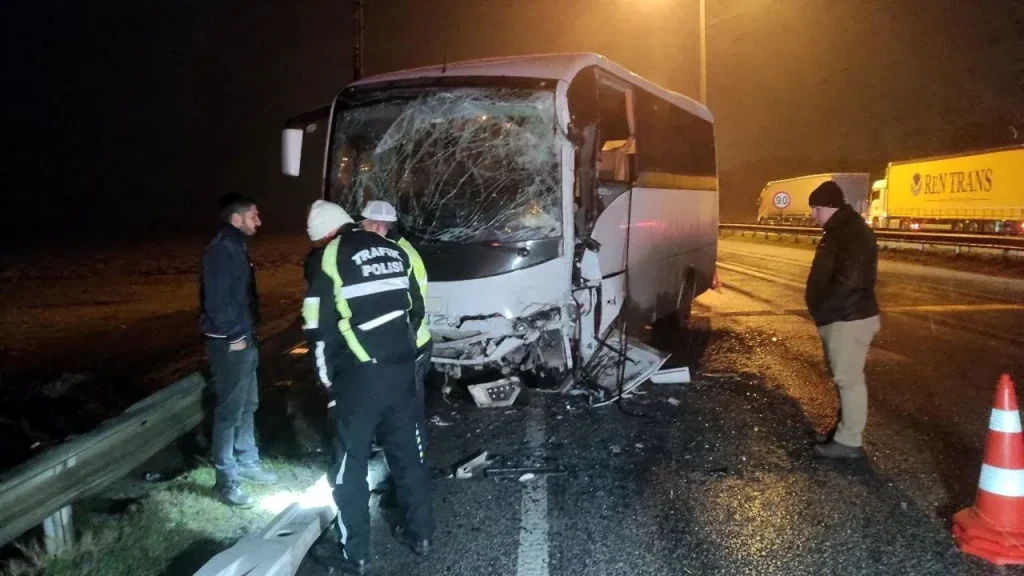 Edirne Trafik Kazası: Beş Kişi Hayatını Kaybetti